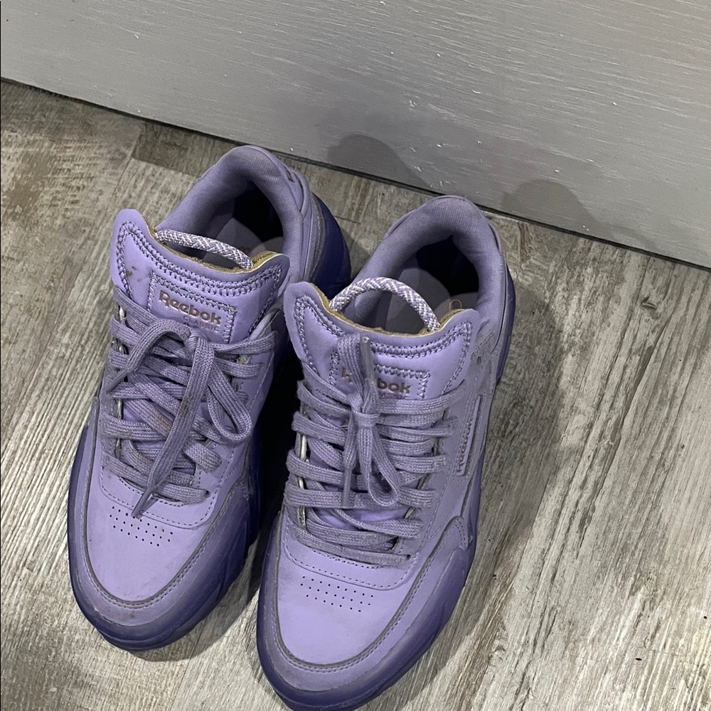 Reebok shoes‎ Cardi B Lavender gym Shoes size 4 sneakers - Picture 2 of 9